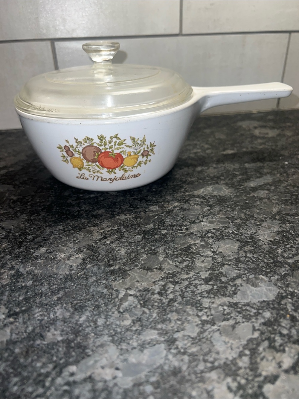 1-1/2 pt Corningware White Covered Saucepan with handle SPICE OF LIFE